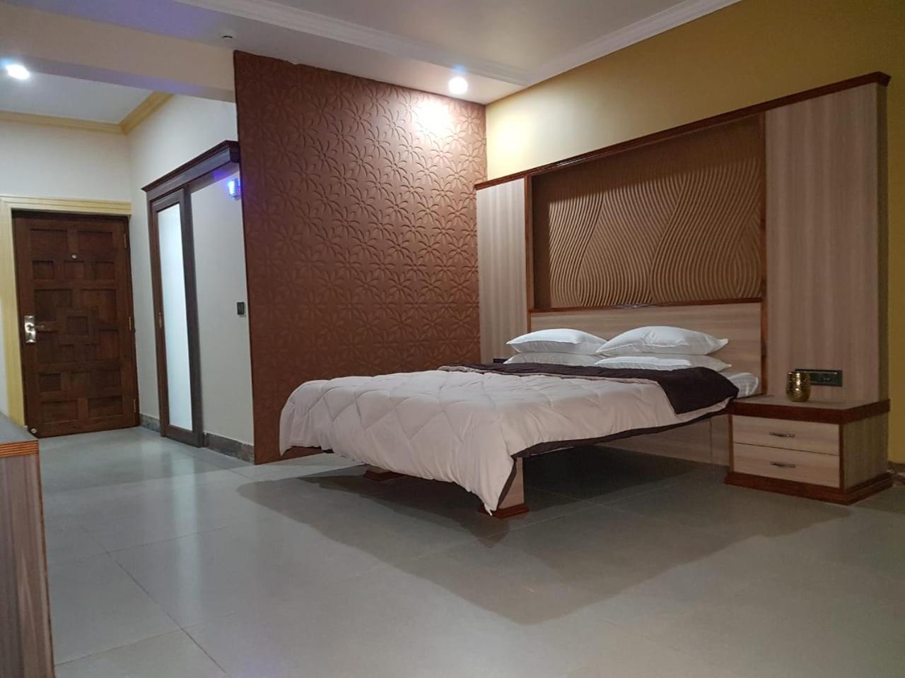 Jm Vista Suites Mapusa Esterno foto