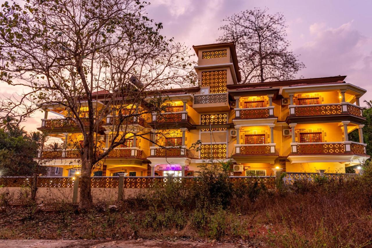 Jm Vista Suites Mapusa Esterno foto