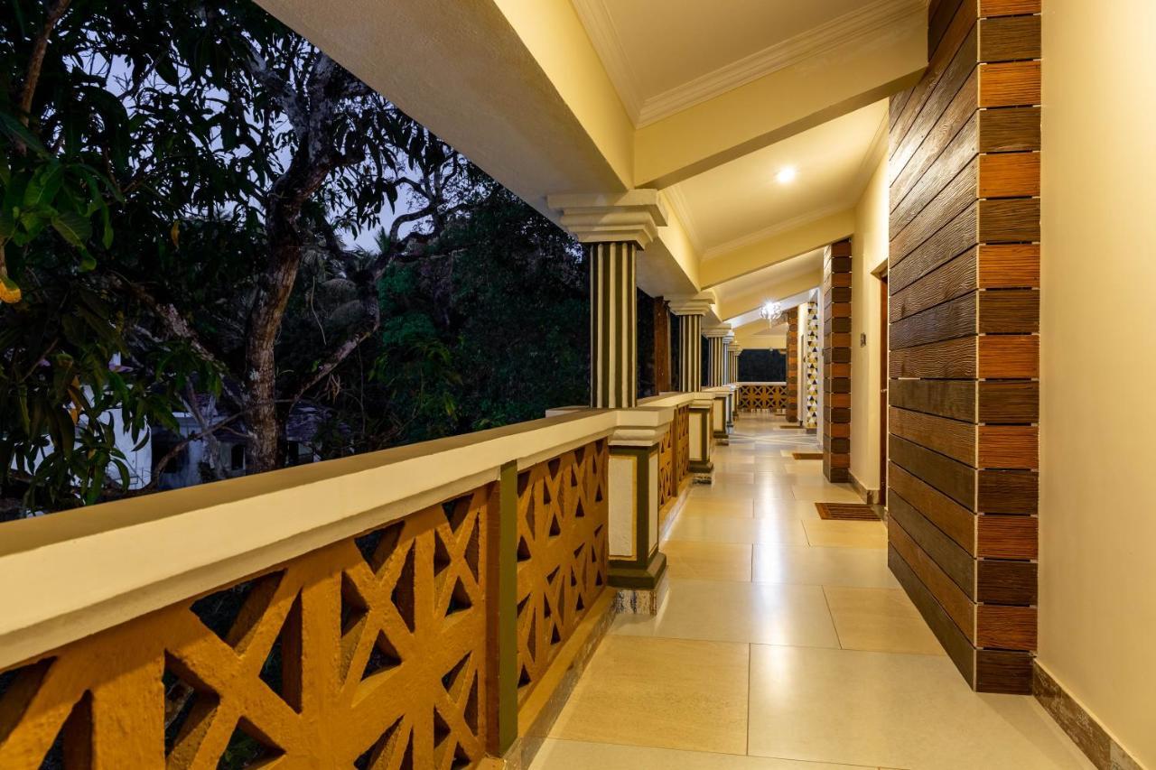Jm Vista Suites Mapusa Esterno foto