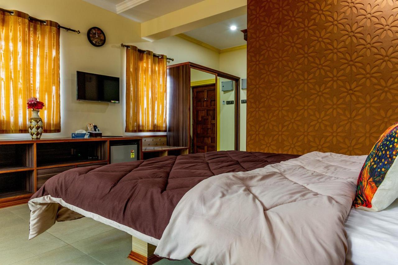 Jm Vista Suites Mapusa Esterno foto
